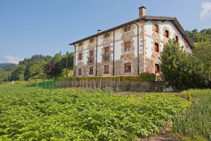 Casa de huéspuedes para 2 personas, con jardín en Alto Deba - 2