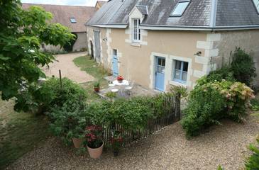 Gîte pour 3 personnes, avec piscine ainsi que terrasse et jardin dans le Loir-et-Cher