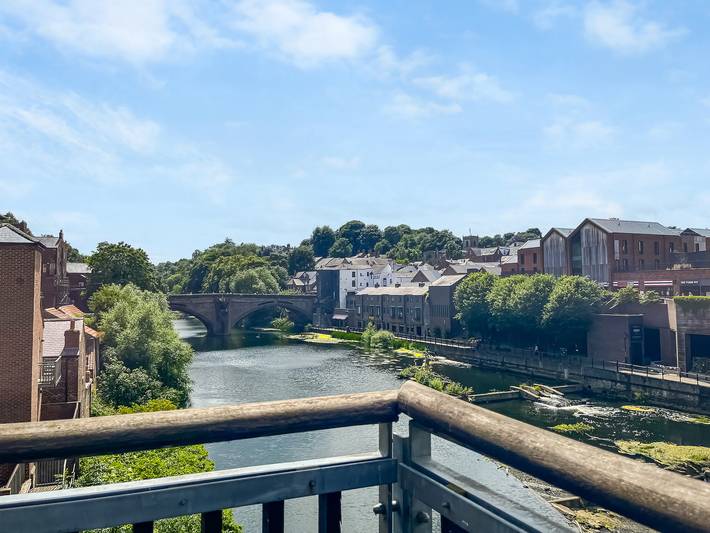 The Riverside Atelier in Durham, Comté de Durham