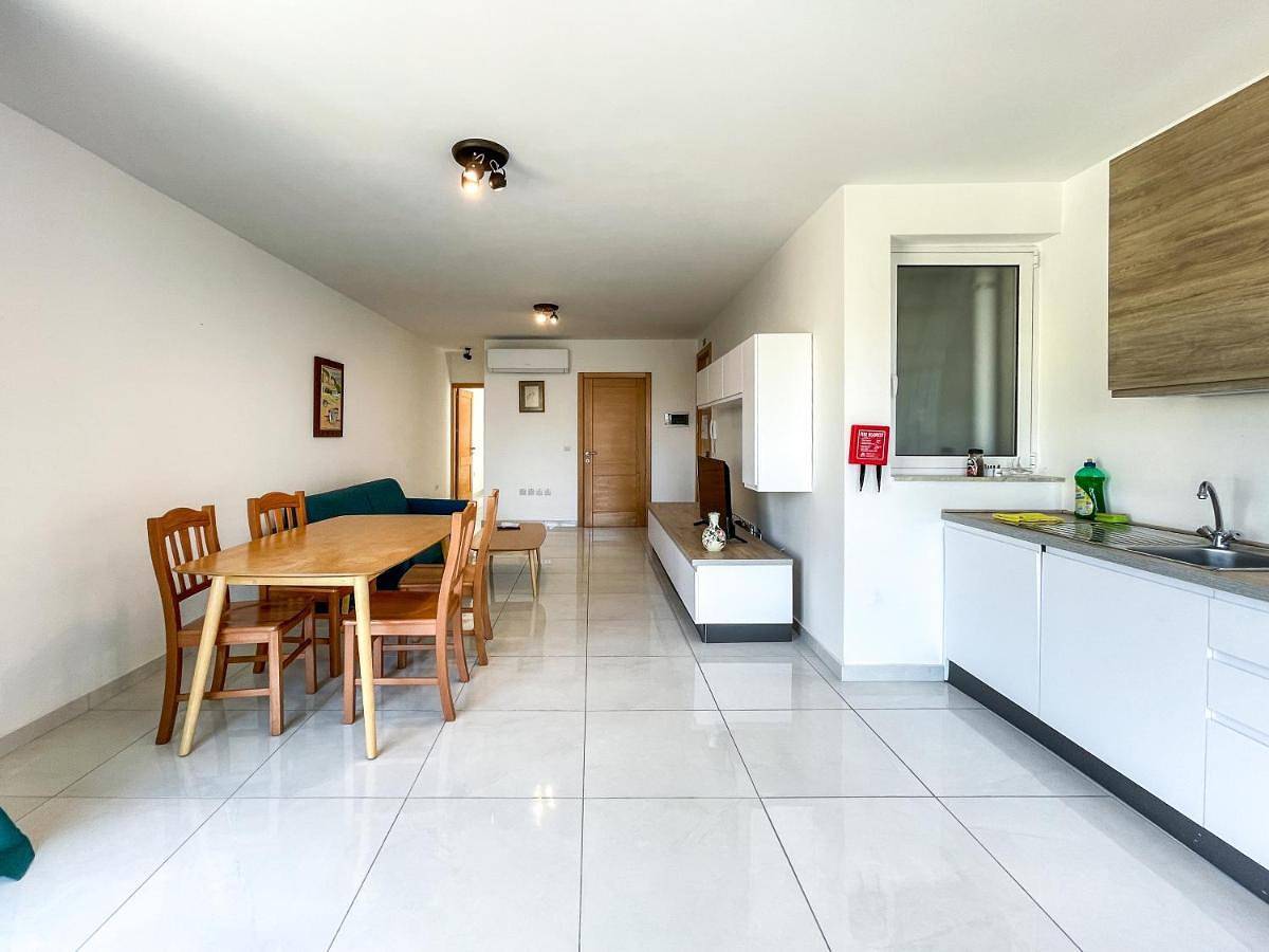 Msida Central Suites - Emmnic Court in Msida, Île de Malte