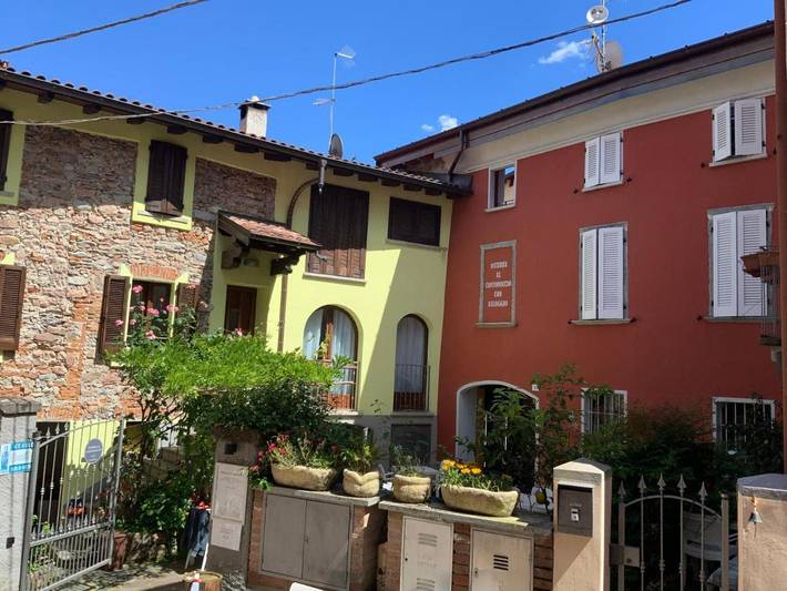 Location de vacances pour 2 personnes dans Brusimpiano