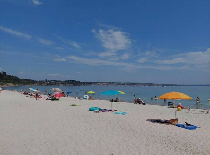 Gîte pour 2 personnes, avec balcon et vue dans Office De Tourisme De Plougonvelin - 2