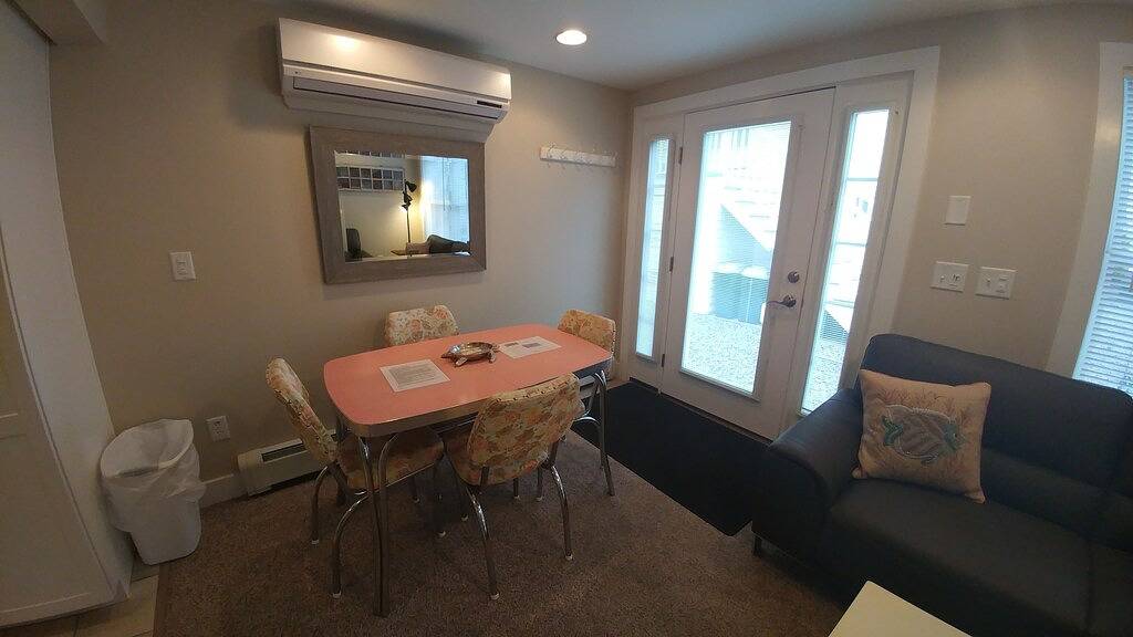 Ganze Wohnung, Village Location-6 Minuten zu Fuß zum Ogunquit Beach-Great Frühling und Herbst Preise in Ogunquit, York County