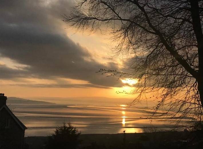 Holiday rental for 4 people, with Balcony and Terrace as well as Garden and View in Grange-over-Sands