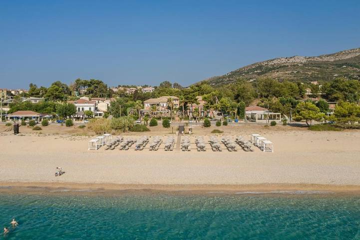 Hôtel pour 2 personnes, avec Balcon et Terrasse ainsi que Jardin et Piscine