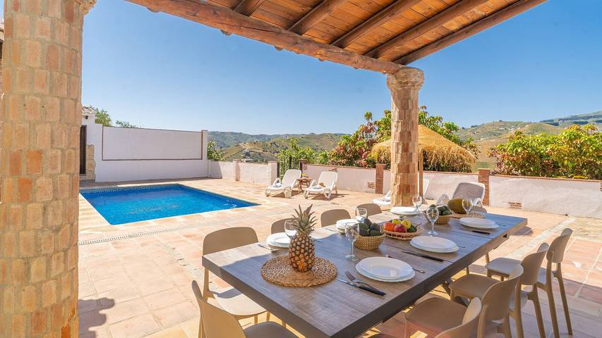 Casa rural para 9 personas, con piscina y balcón/terraza, Se admiten mascotas en El Borge - 4