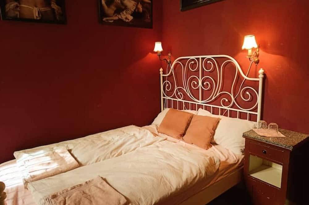Ganze Wohnung, Historical Vibes in Bohemian Art Gallery for an Alternative Stay,Heart of Berlin in Berlin Innenstadt, Berlin
