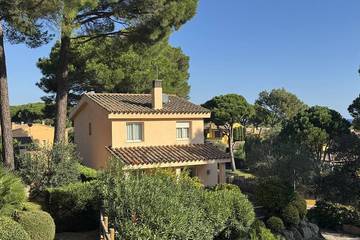Finca für 7 Personen, mit Pool und Terrasse sowie Garten in Pals