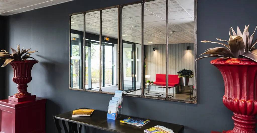 Suite Affaire 2 personnes - lit double in Mérignac, Région de Bordeaux