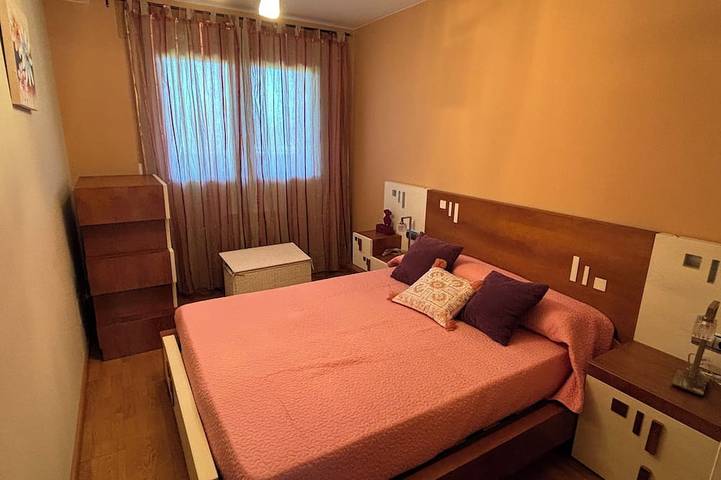 Appartement entier, Centrally located apartment in Sarria in Sarria (Lugo), Reserva da Biosfera Ribeira Sacra e Serras do Oribio e Courel