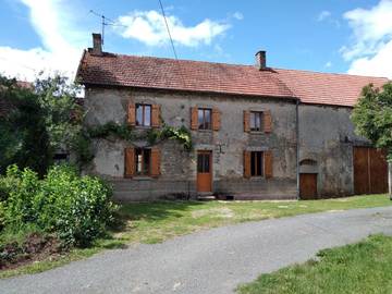 Gîte pour 7 personnes, avec vue ainsi que piscine et jardin dans Arrènes