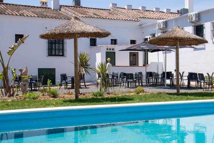 Apartamento para 2 personas, con Terraza además de Jardín y Piscina en Bornos