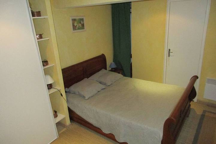 Gîte pour 6 personnes, avec Balcon et Jardin à Saint-Pierre-dels-Forcats - 2
