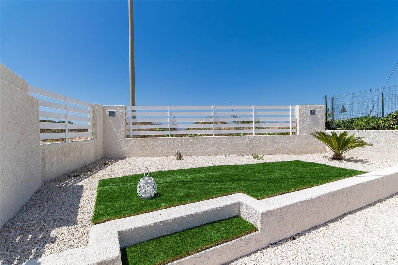 Oneiro, front beach house in S. Maria del Focallo in Santa Maria del Focallo, Ispica