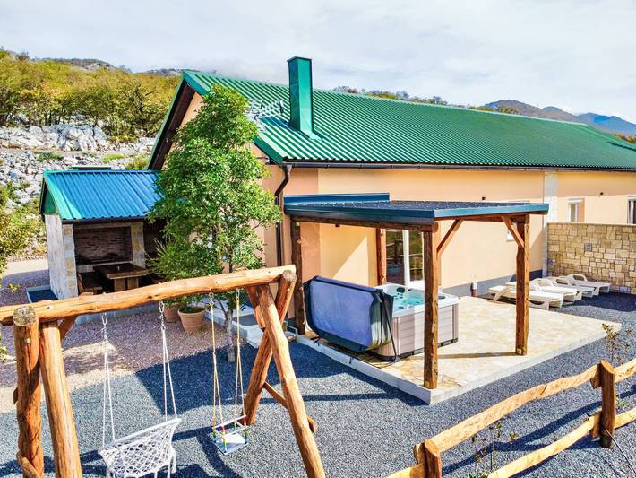 Ferienhaus für 4 Personen, mit Terrasse und Garten in Karlobag - 4