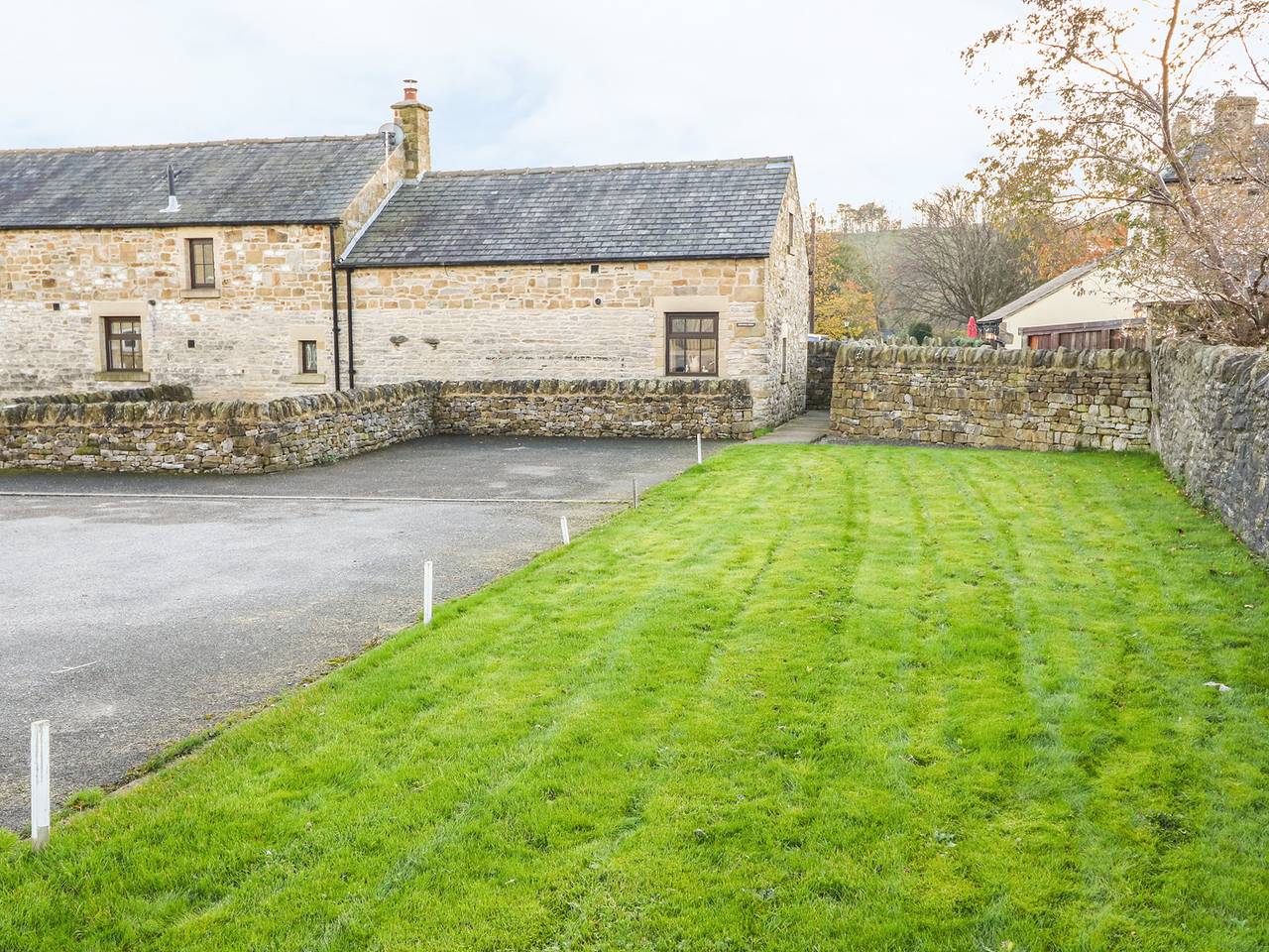 Old Hall Barn in Derbyshire