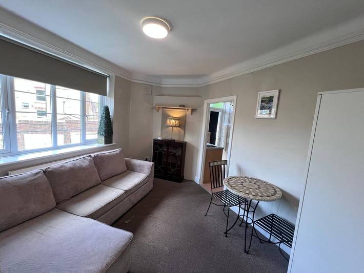Apartment for 2 people in Croydon