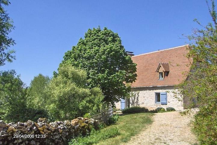 Location de vacances pour 5 personnes, avec jardin à Sénaillac-Lauzès