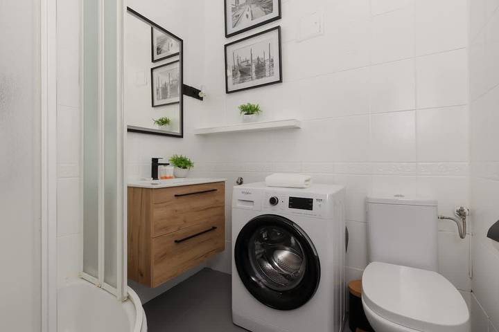 Appartement entier, Spacious Apartment in the Old Town | 1 min to the Castle in Varsovie Śródmieście, Varsovie