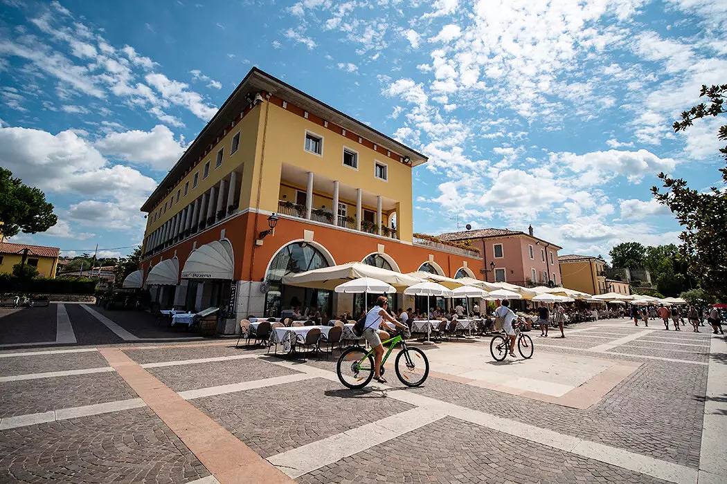 Mobil Home Happy Superior 4 estancias 4 Personas in Cisano, Bardolino