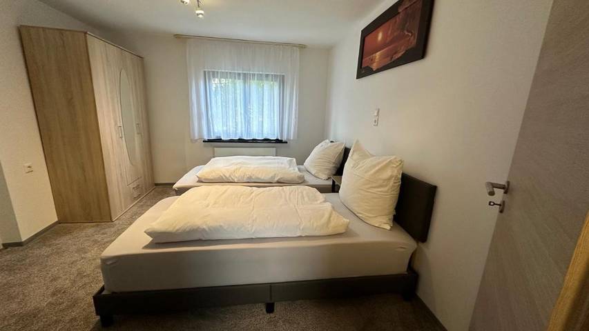 Ferienwohnung für 5 Personen, mit Terrasse und Garten sowie Ausblick in Bad Friedrichshall