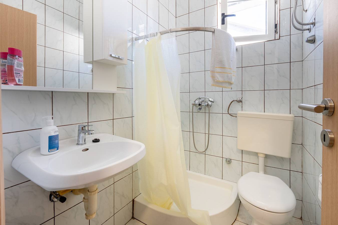 Zimmer für 2 Personen mit Balkon/Terrasse in Neum, Bosnien und Herzegowina
