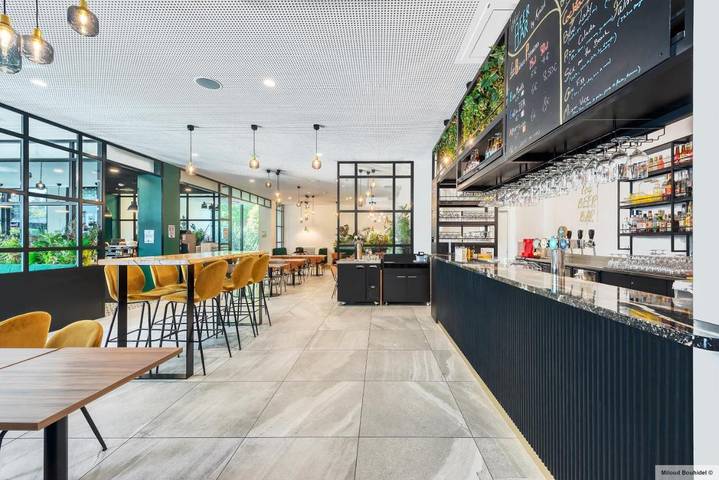 Hôtel pour 2 personnes, avec terrasse à Limonest - 2