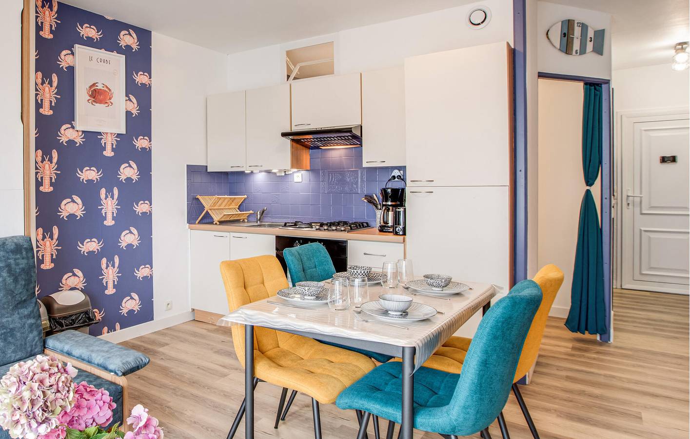 Apartamento vacacional entero, Encantador apartamento cerca de la playa con wifi, aparcamiento y todo lo necesario in Lézardrieux, Costa de granito rosa