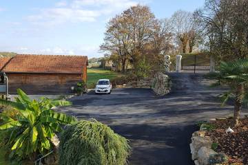 Gîte pour 2 personnes, avec jardin et terrasse dans le Lot