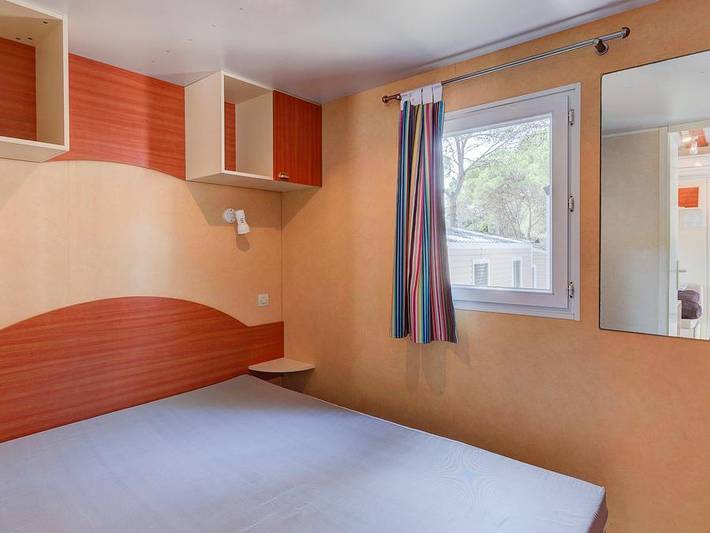 Camping Marina d'Erba Rossa - Mobilheim 6 personen - Comfort | 3 Schlafz. | 6 Pers. | Erhöhte Terrasse | Klimaanlage in Marina d'Oru, Ghisonaccia