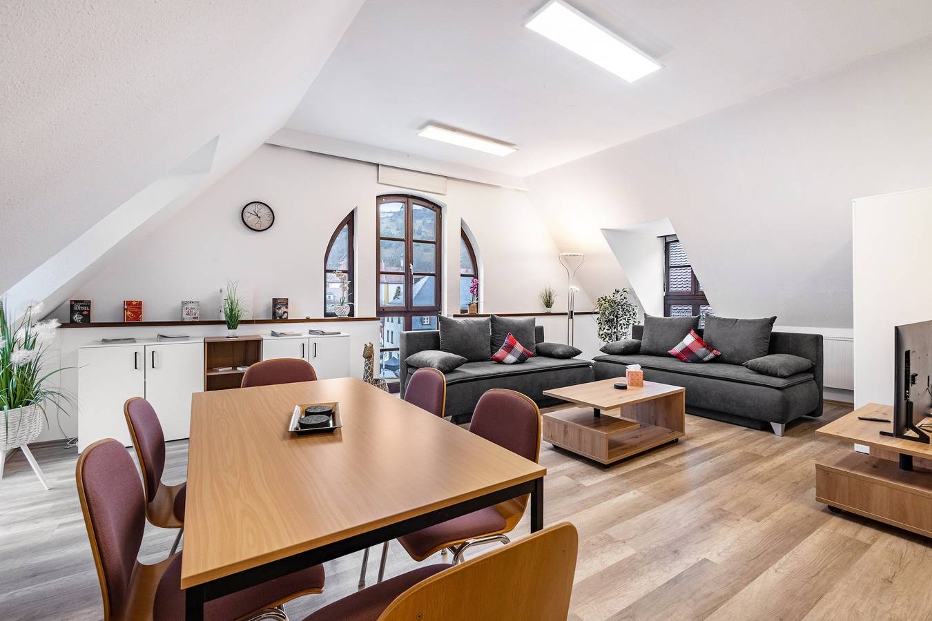 Entire studio, Studio 'Fernblick' with Mountain View and Wi-Fi in Pottenstein, Frankenalb
