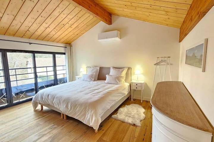 Location de vacances pour 6 personnes, avec jacuzzi et terrasse à Orcines - 4