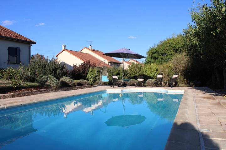 Chambre d’hôte pour 4 personnes, avec jardin et piscine