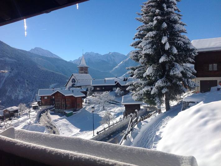 Hütte für 6 Personen, mit Balkon in Riederalp
