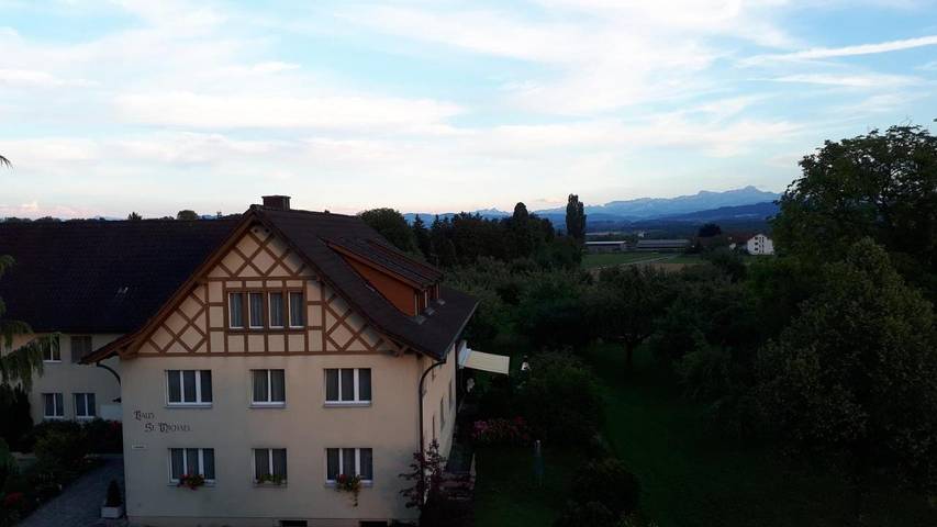 BnB für 3 Personen, mit Garten und Ausblick sowie Terrasse in der Schweiz - 3