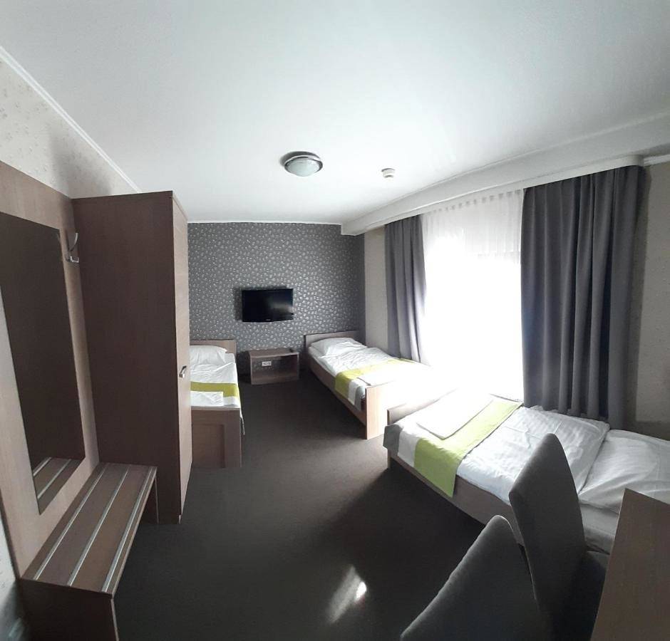 Twin Room with Shared Bathroom in Opole, Region Opole