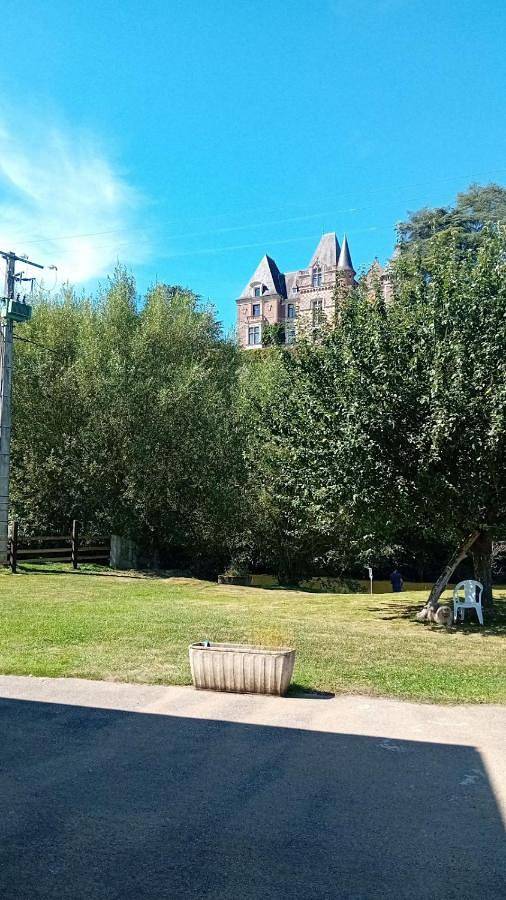 Location de vacances pour 10 personnes, avec terrasse ainsi que jardin et vue, animaux acceptés dans Monts Sur Orne - 4