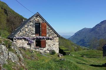 Gîte pour 8 personnes, avec jardin et terrasse, animaux acceptés à Sazos