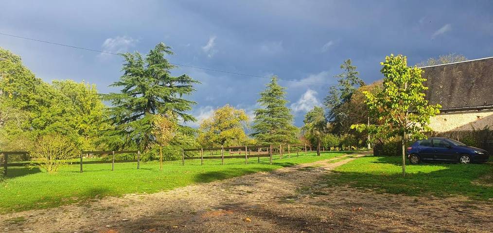Maison de campagne pour 2 personnes, avec terrasse ainsi que vue et jardin à Lurais - 3