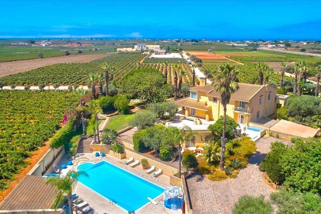 Casa Vacanza per 10 Persone in Marsala, Provincia di Trapani