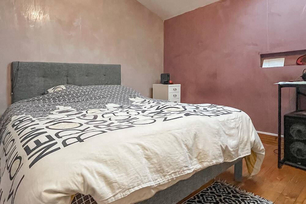 Gorgeous home in Cabannes with private swimming pool, can be inside or outside in Cabannes, Arles region