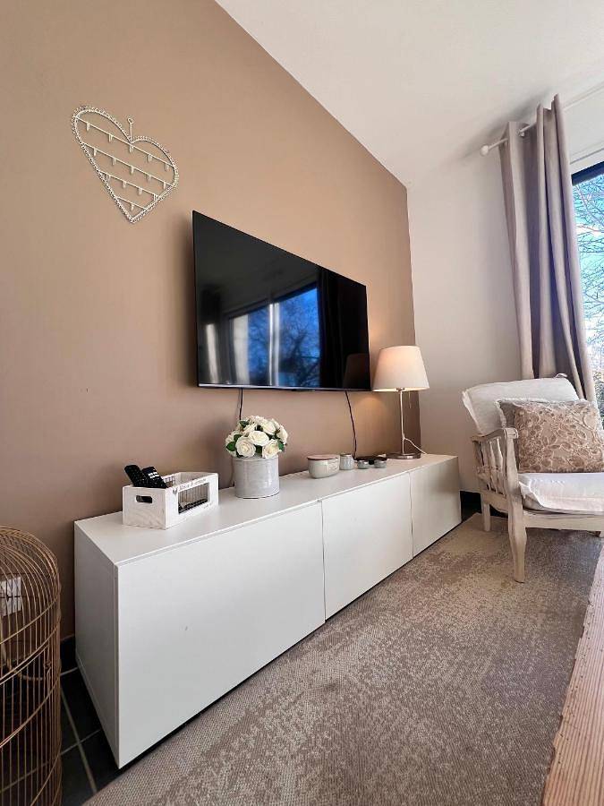 Location de vacances pour 4 personnes, avec vue ainsi que terrasse et jardin, animaux acceptés à Loperhet - 3