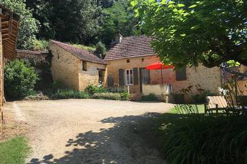 Gîte pour 4 personnes, avec jardin à Calviac-en-Périgord