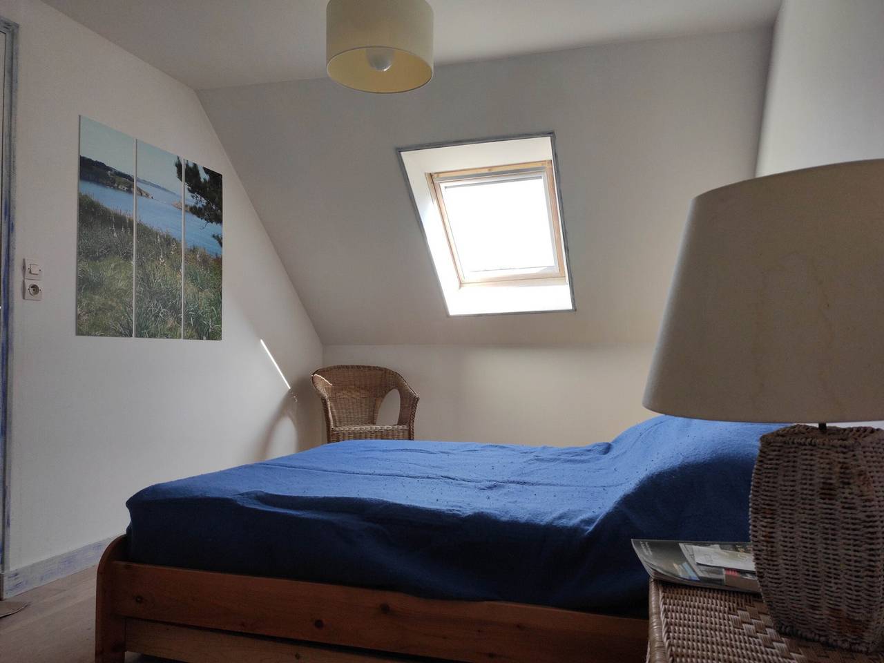 Terraced house 200m from the beach in Samzun, with garden in Locmaria, Côte des Mégalithes