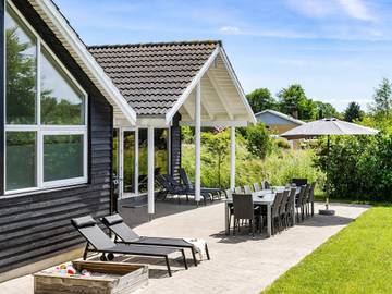 Ferieudlejning til 16 Personer i Tisvilde, Gribskov, Billede 1
