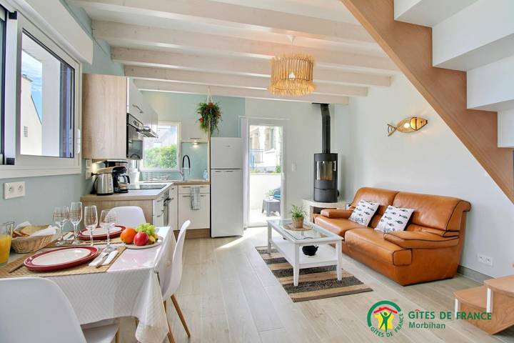 Gîte pour 3 personnes, avec Terrasse et Jardin à Plouhinec (Morbihan)