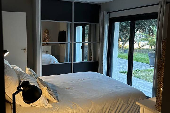 Location de vacances pour 9 personnes, avec jardin et jacuzzi à Saint-Restitut - 2