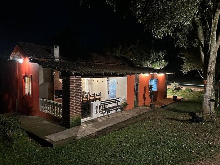 Casas e apartamentos de temporada para 8 pessoas, com vista e piscina e ainda terraço, com animais de estimação em Cotia