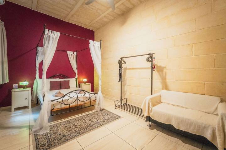 Ganze Wohnung, Ferienwohnung für 4 Personen mit Garten in Valletta, Insel Malta