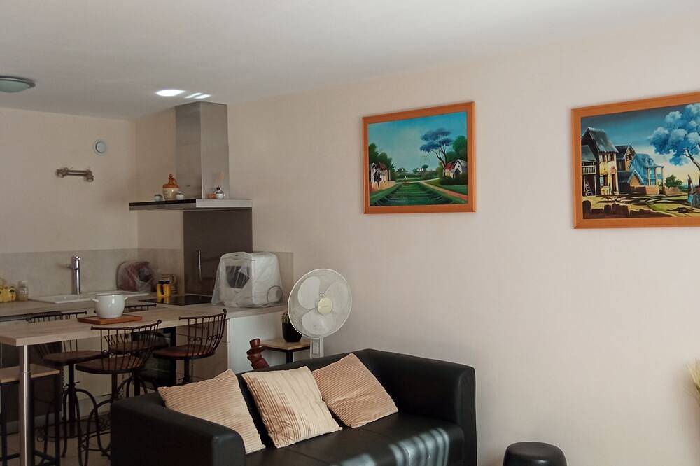 Agreable Maison De Village Tout Confort in Roaix, Vaucluse